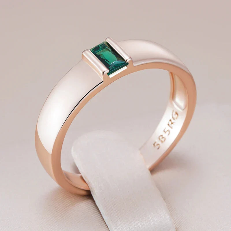 Elegante anello rettangolare con perle di lusso