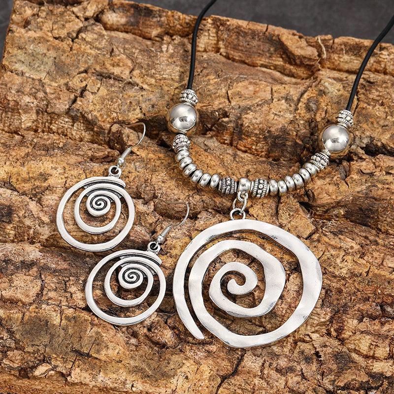 Set di Collana e Orecchini a Spirale Bohemien