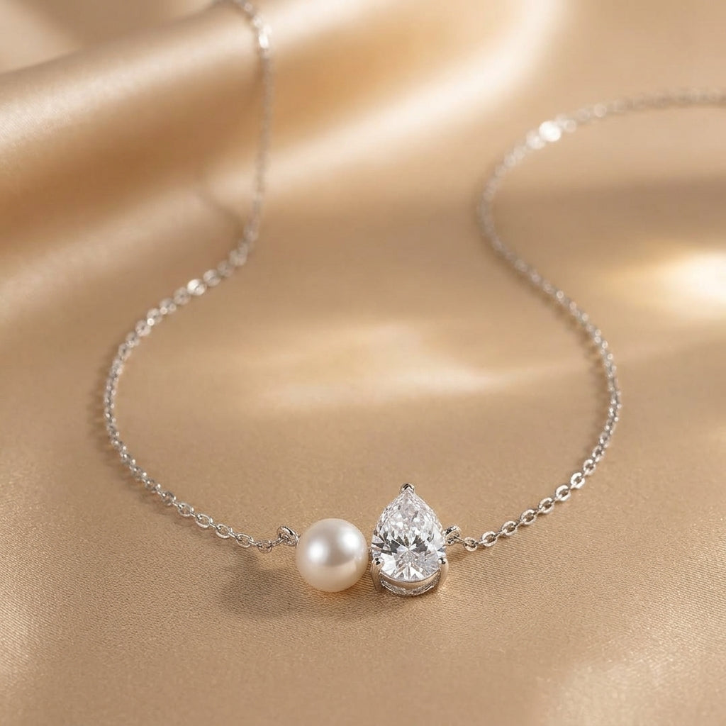 Collana con Charm Duo a Goccia di Perla