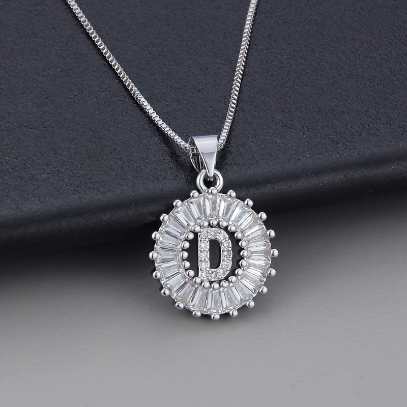 Collana in oro bianco con iniziale "Z" e zirconi