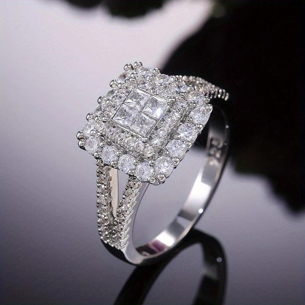 Anello Nuziale in Zirconia a Forma Quadrata
