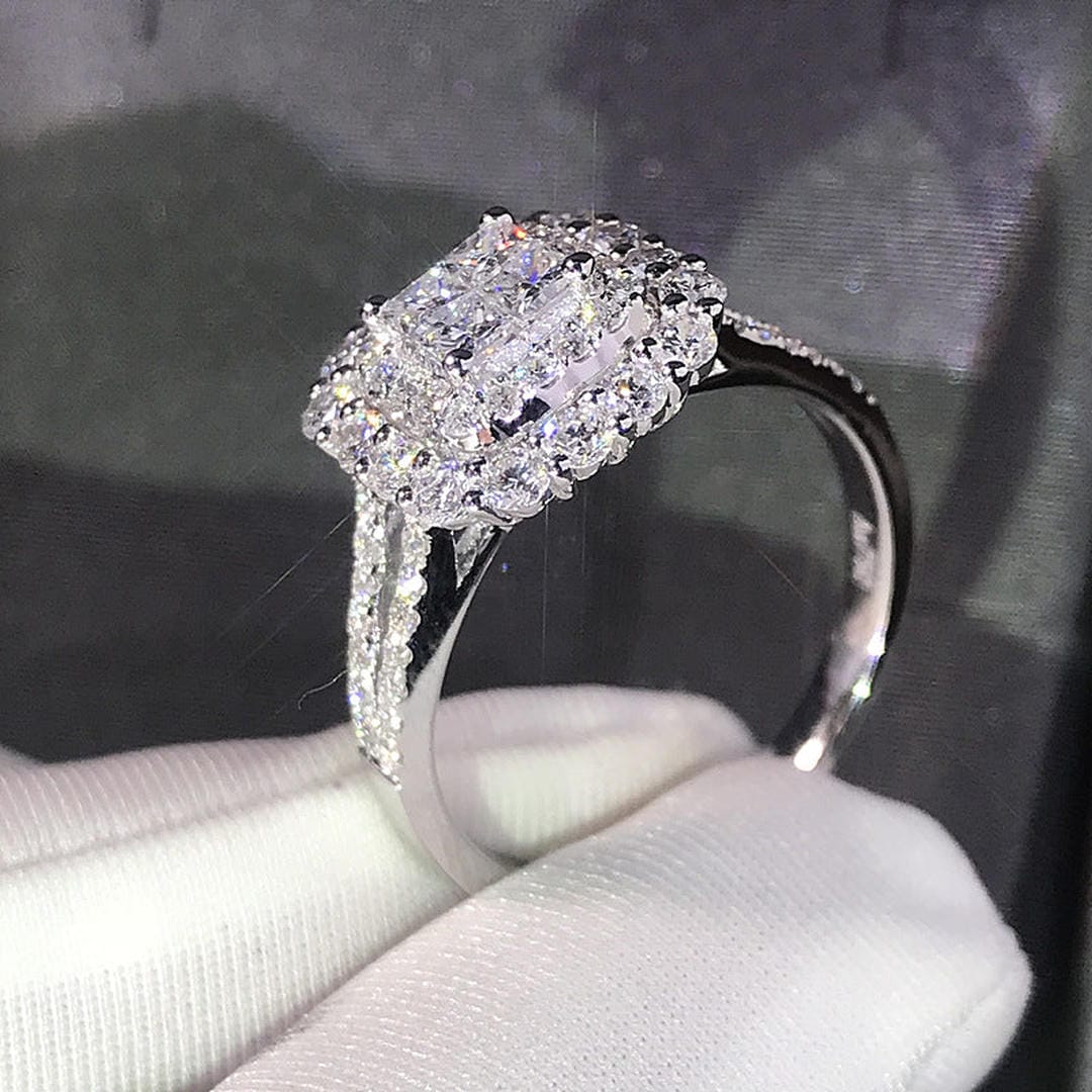 Anello Nuziale Quadrato in Zirconia
