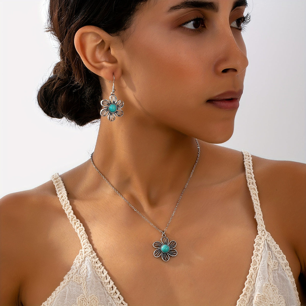 Orecchini e Collana Vintage Boho con Fiore Turchese