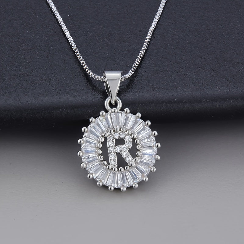 Collana in oro bianco con iniziale "Z" e zirconi