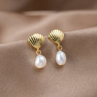Orecchini in Perla d'Acqua Dolce e Conchiglia d'Oro