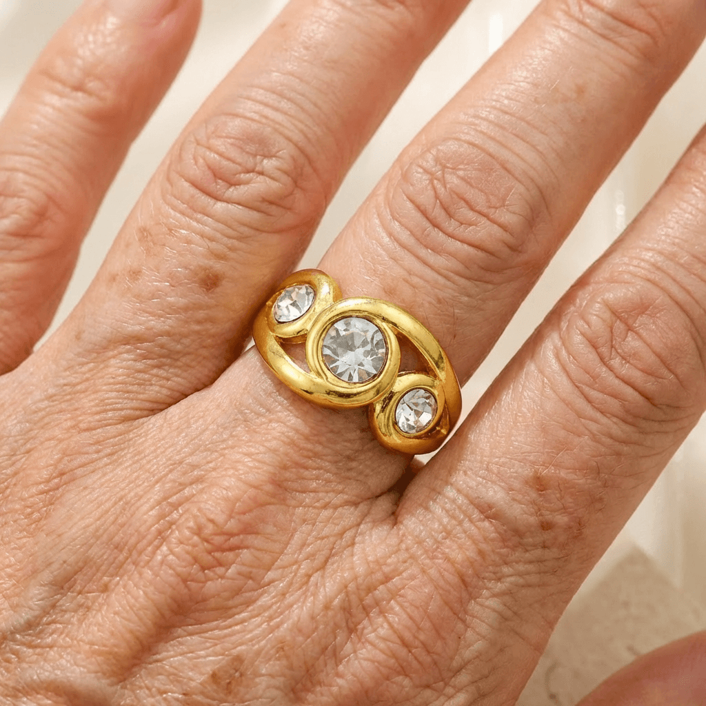 Anello d'Oro Spirale Incastonato di Zirconia Vintage Boho