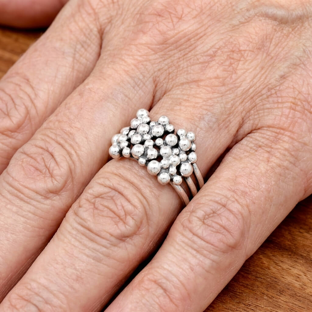 Anello a grappolo multi-strato in argento vintage bohemien