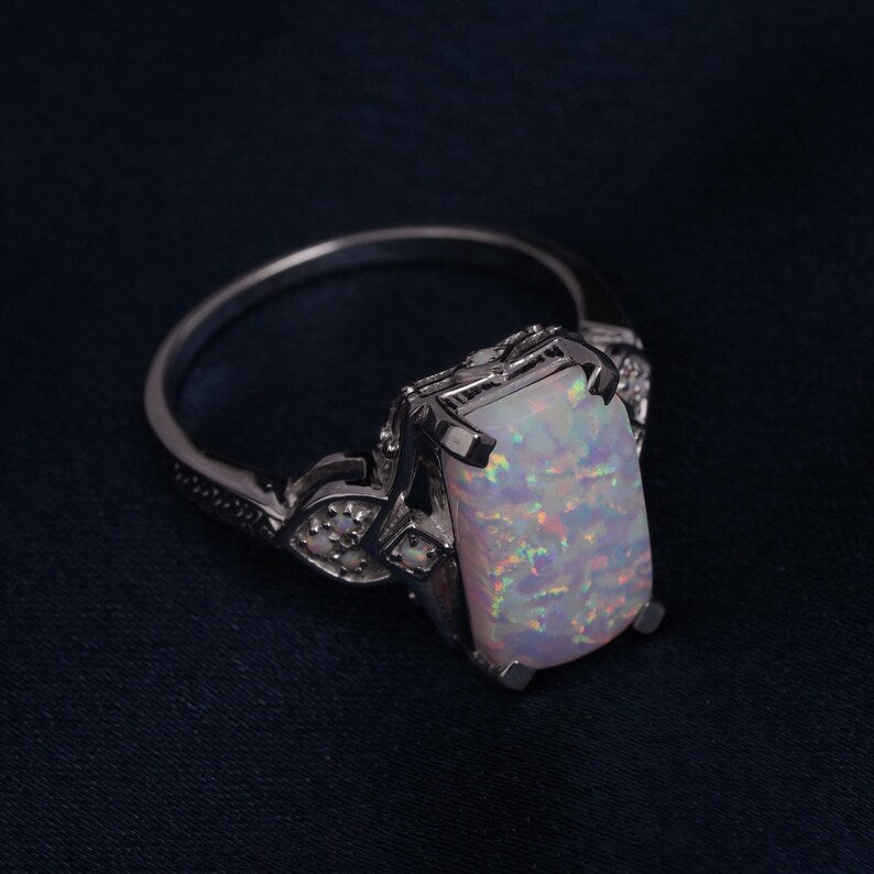 Anello Rettangolare in Opale Placcato Argento Vintage Boho