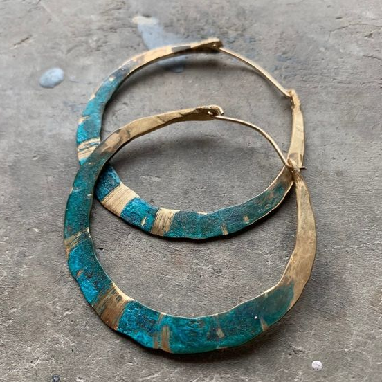 Orecchini a cerchio vintage boho blu e oro