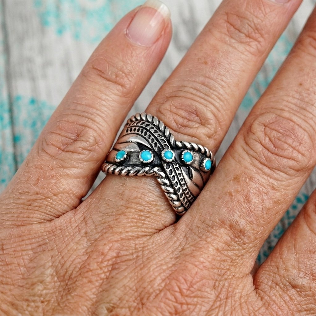 Anello Boho Larghezza con Incastonatura in Turchese Sintetico