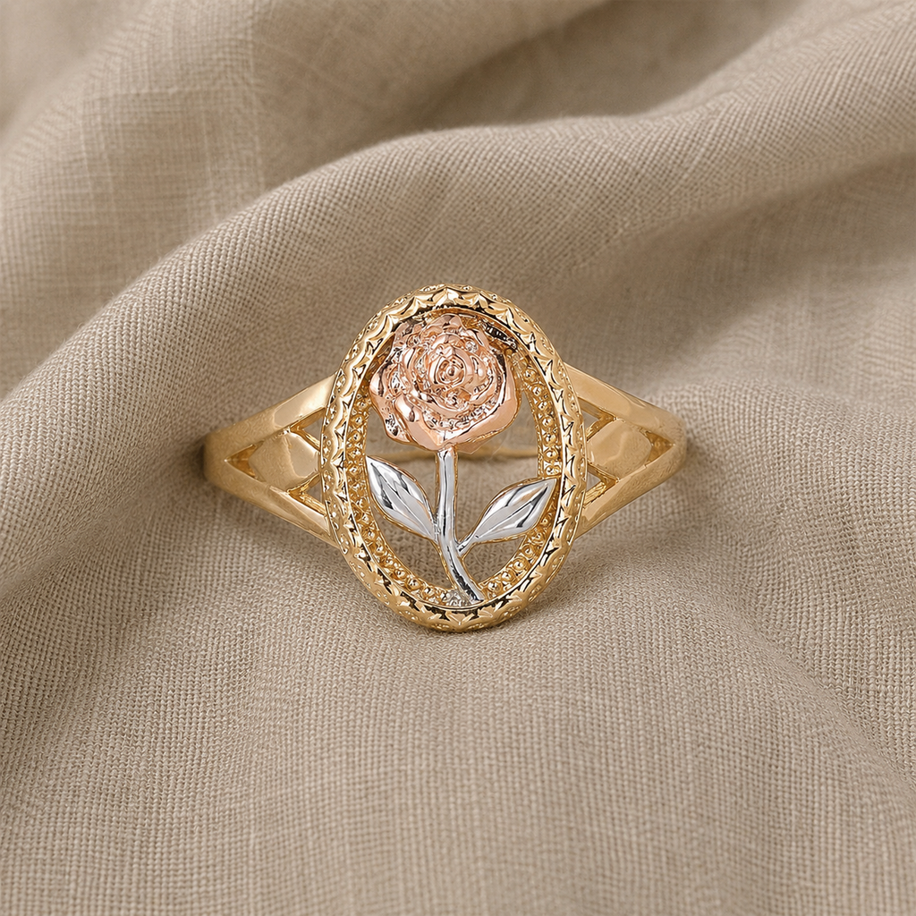 Anello in oro rosa con design floreale irregolare
