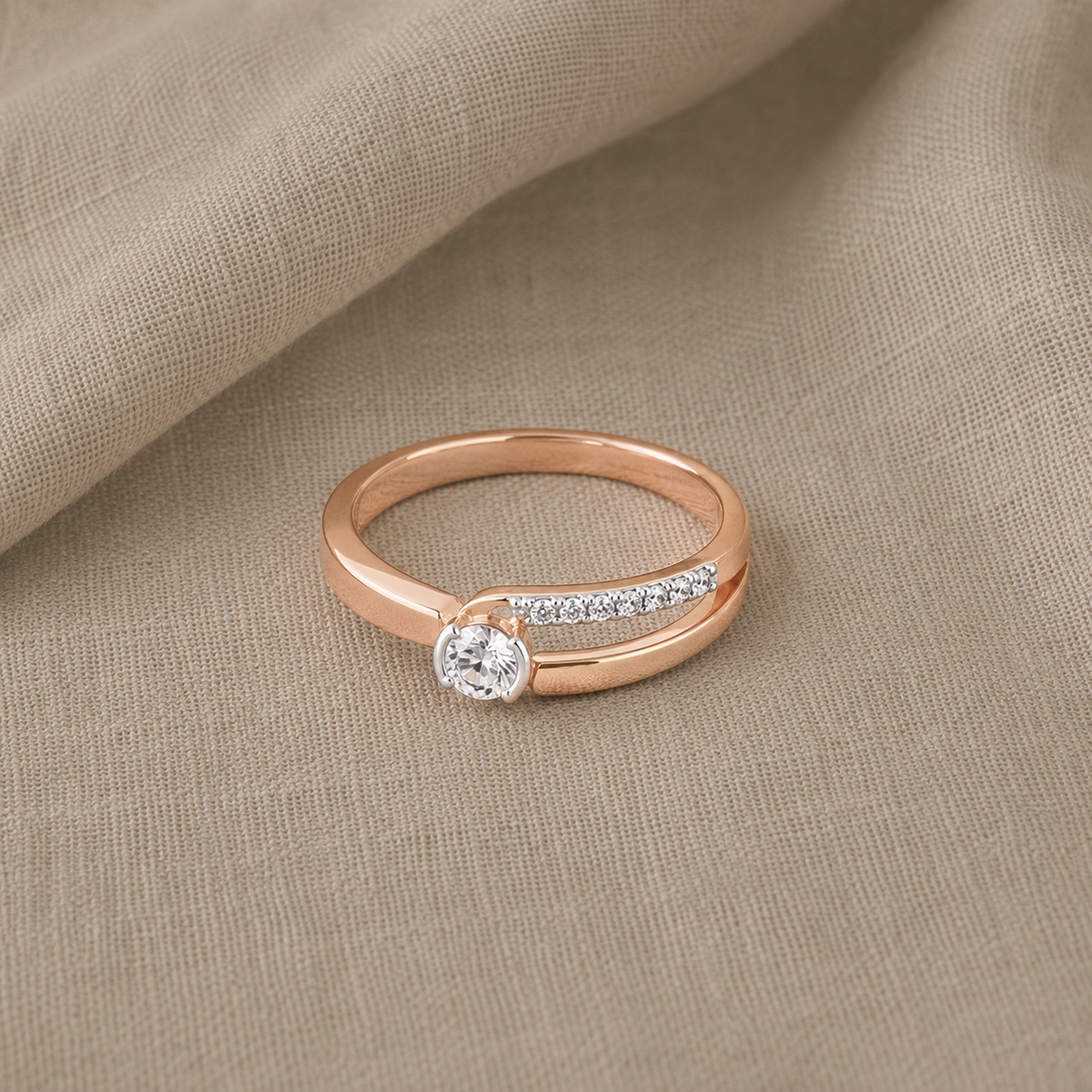 Anello a due strati in zirconia color oro rosa