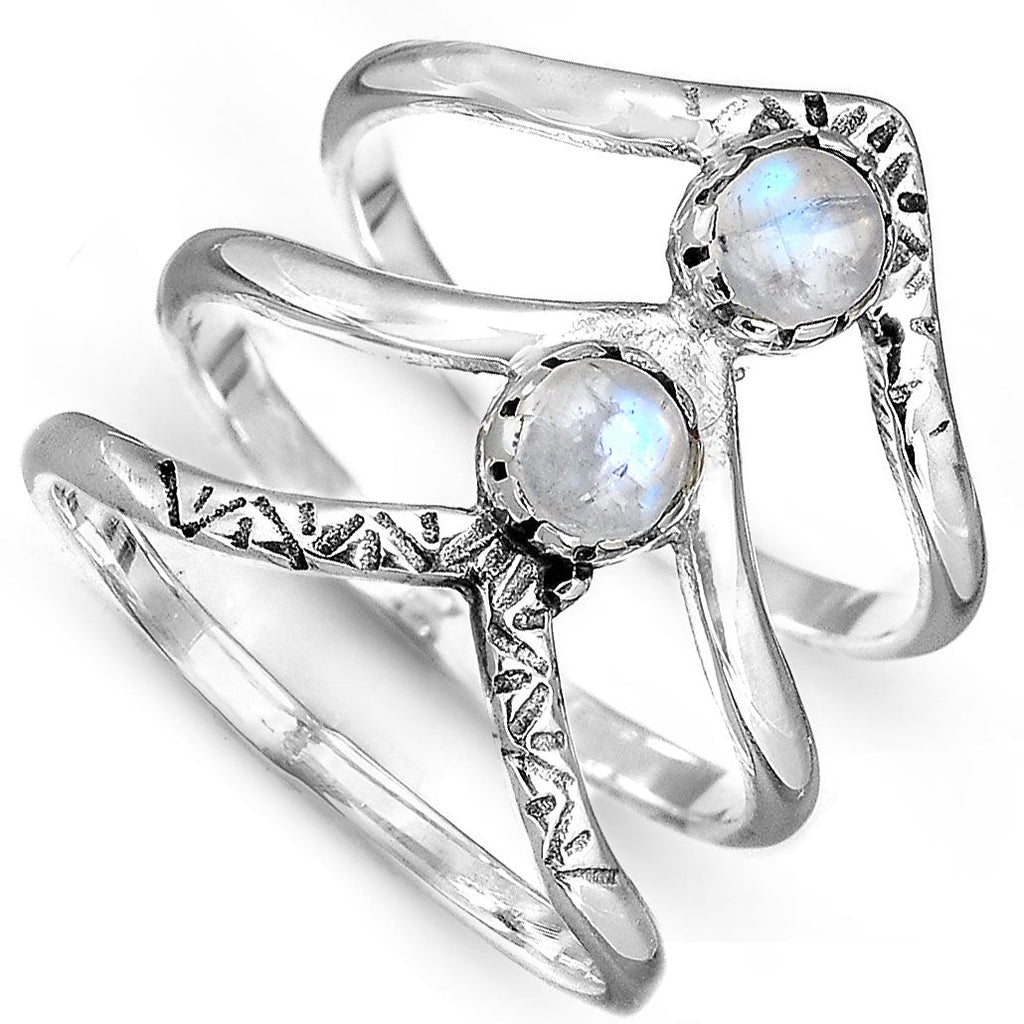 Anello in Argento con Pietra Luna Arcobaleno a Triplo Chevron Bohemien